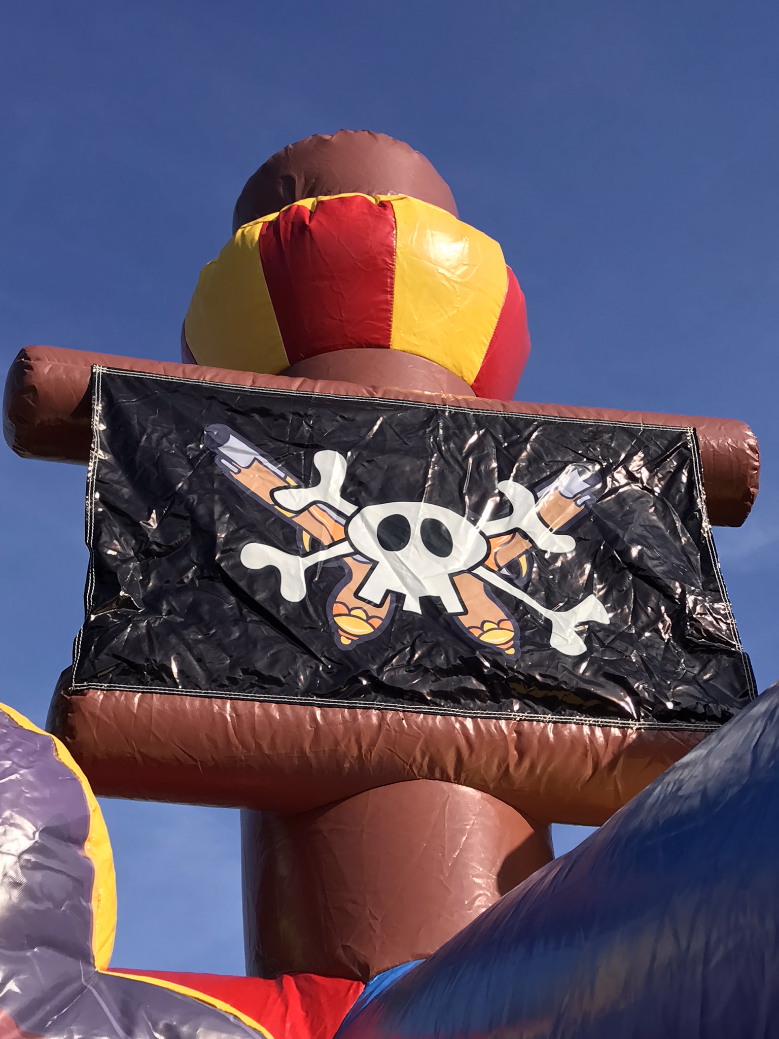 Springkasteel 'multiplay piraat'
